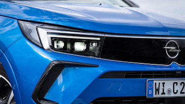 Vauxhall Grandland PHEV - front lights