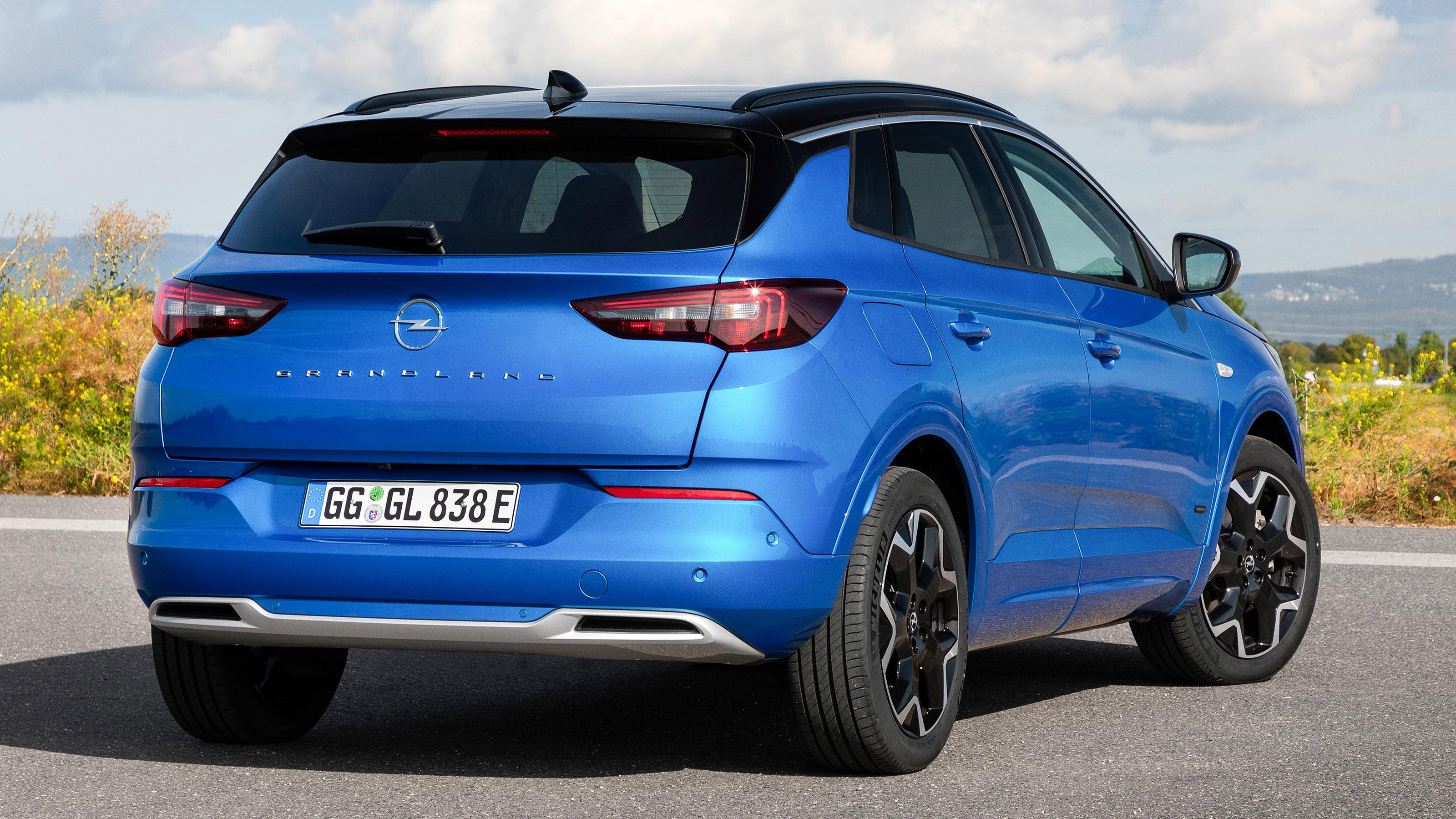 Vauxhall Grandland PHEV - rear static