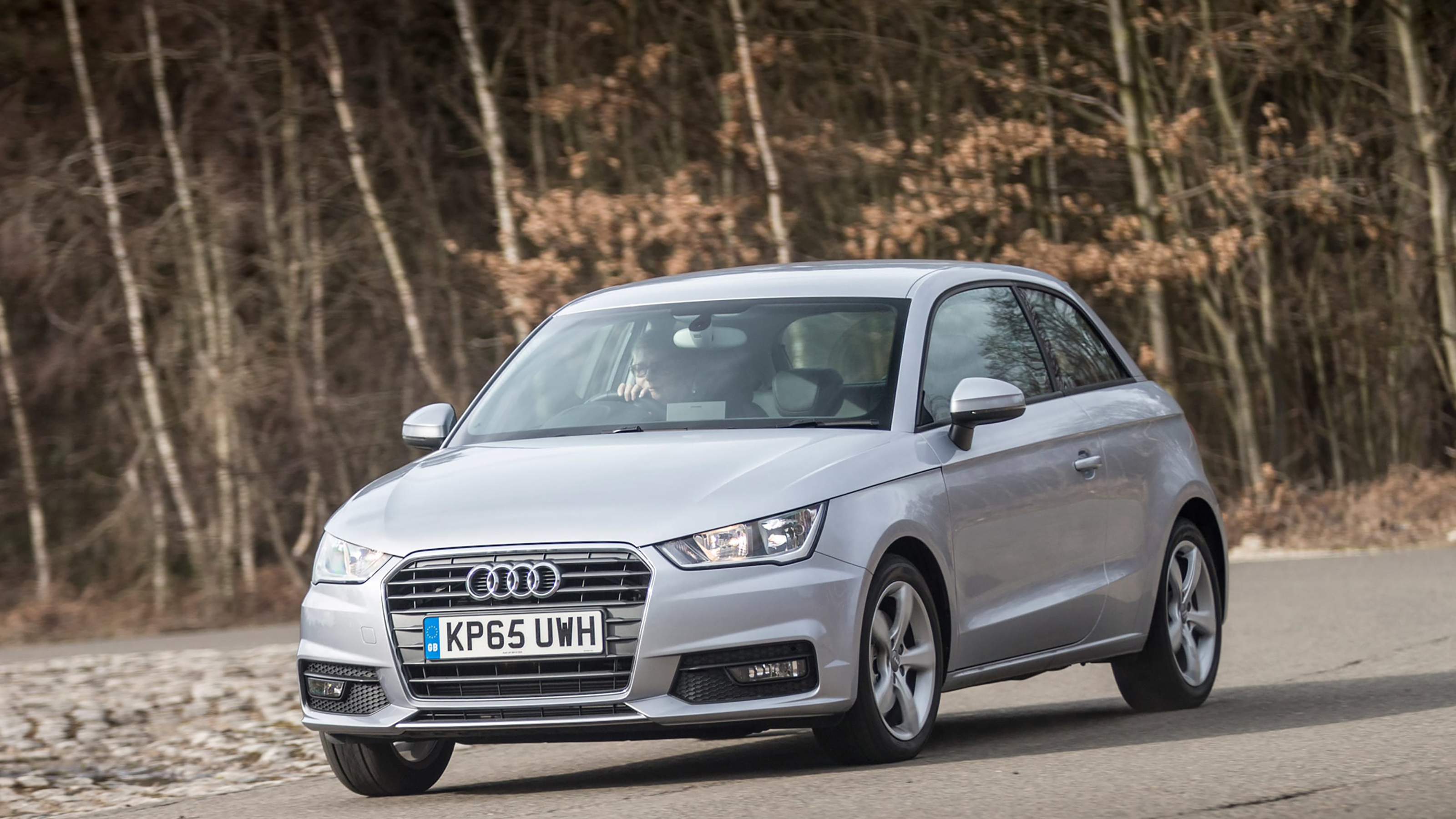 Audi A1 - front cornering