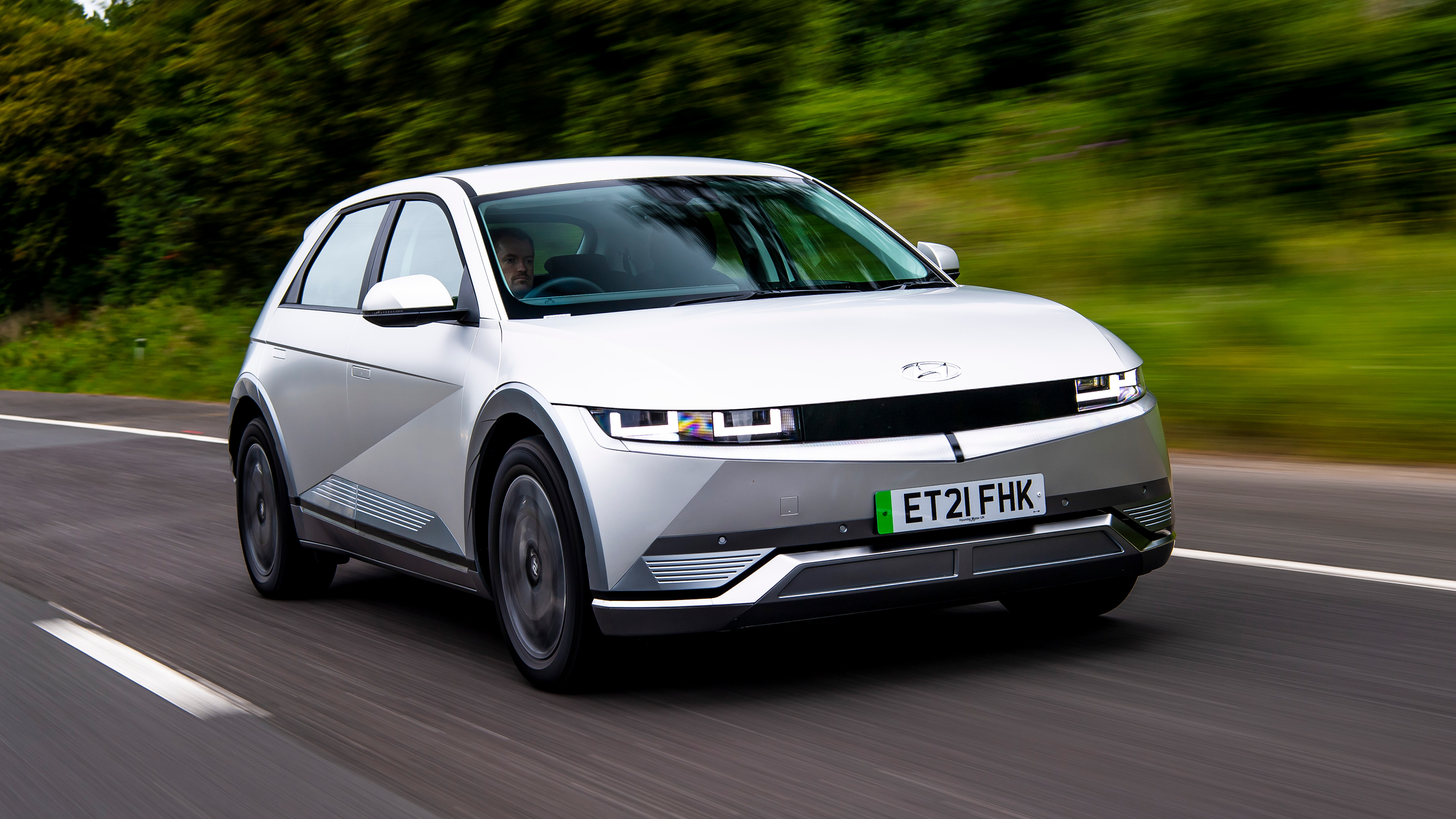 Ioniq 5 - front
