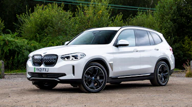 BMW iX3 - front