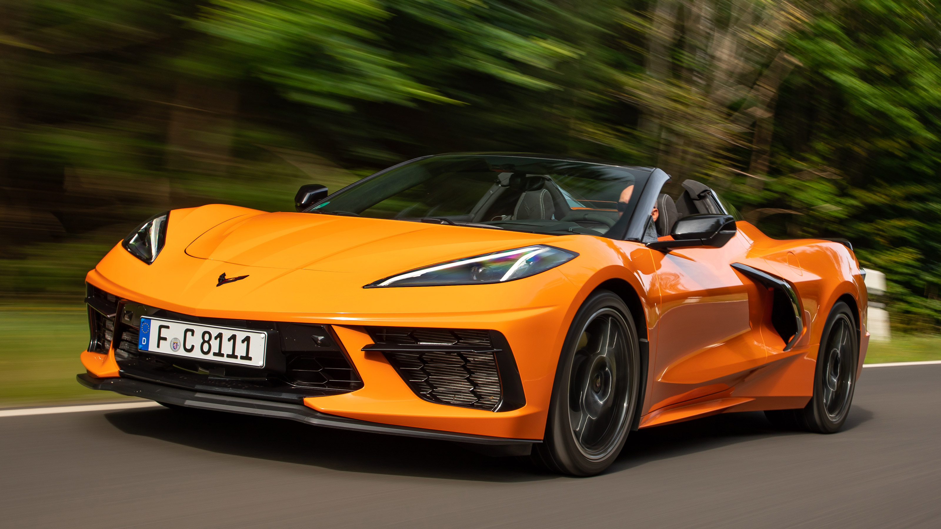 Chevrolet Corvette Convertible - front action