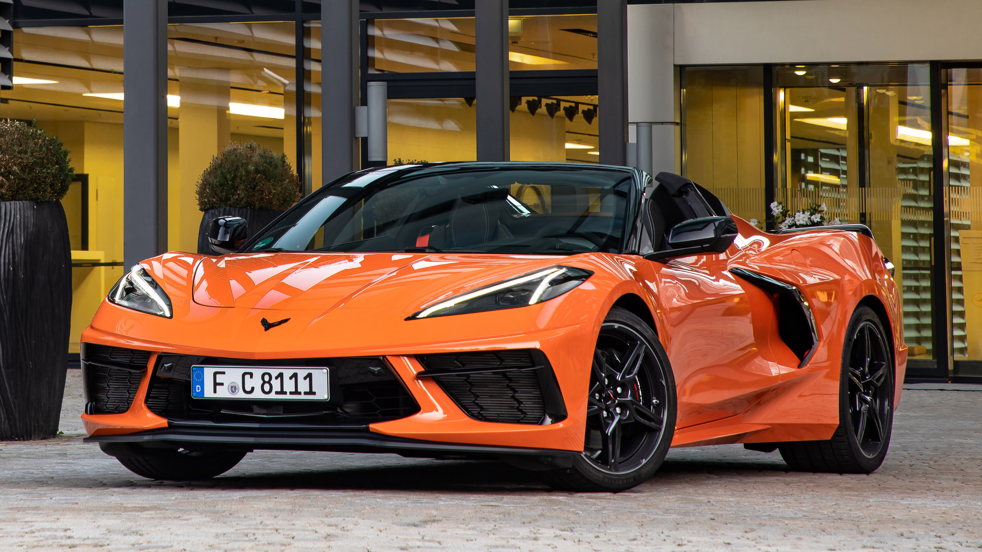 Chevrolet Corvette Convertible - front static