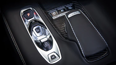 Chevrolet Corvette Convertible - centre console