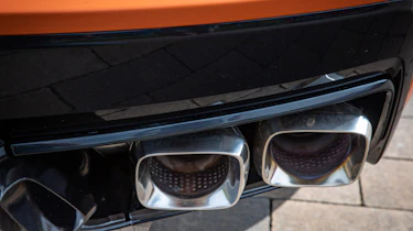 Chevrolet Corvette Convertible - exhausts