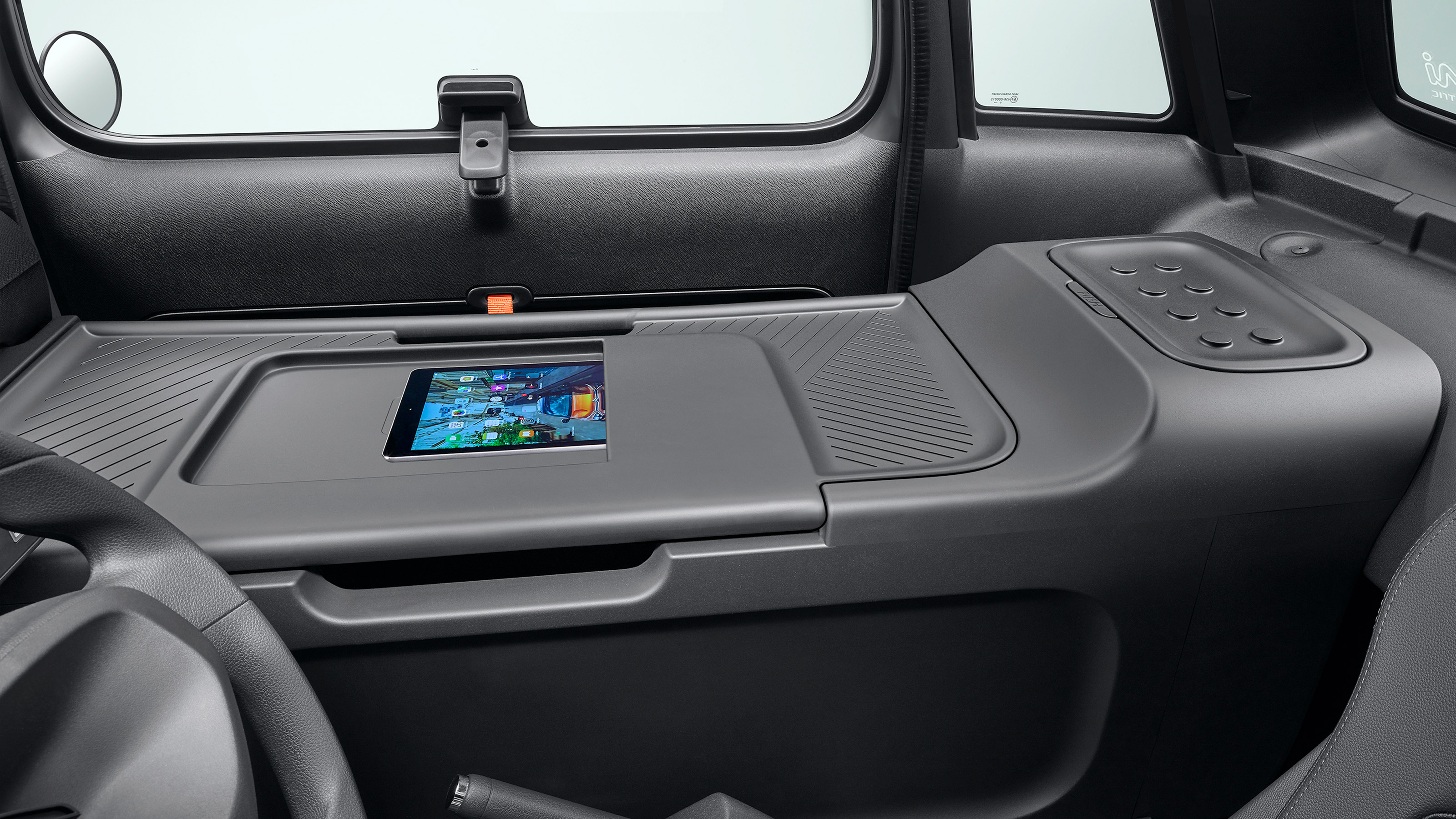 Citroen Ami Cargo - shelf