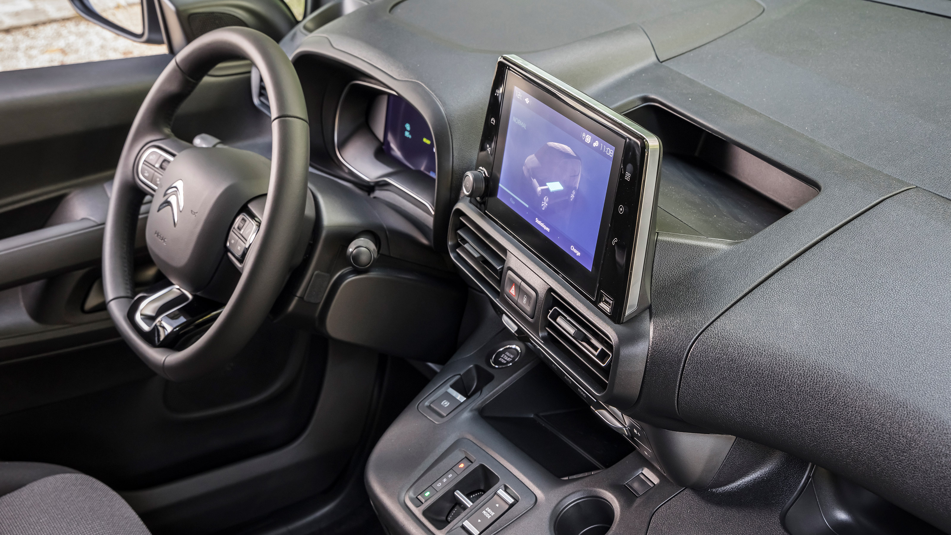 Citroen e-Berlingo - cabin