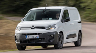 Citroen e-Berlingo - front action