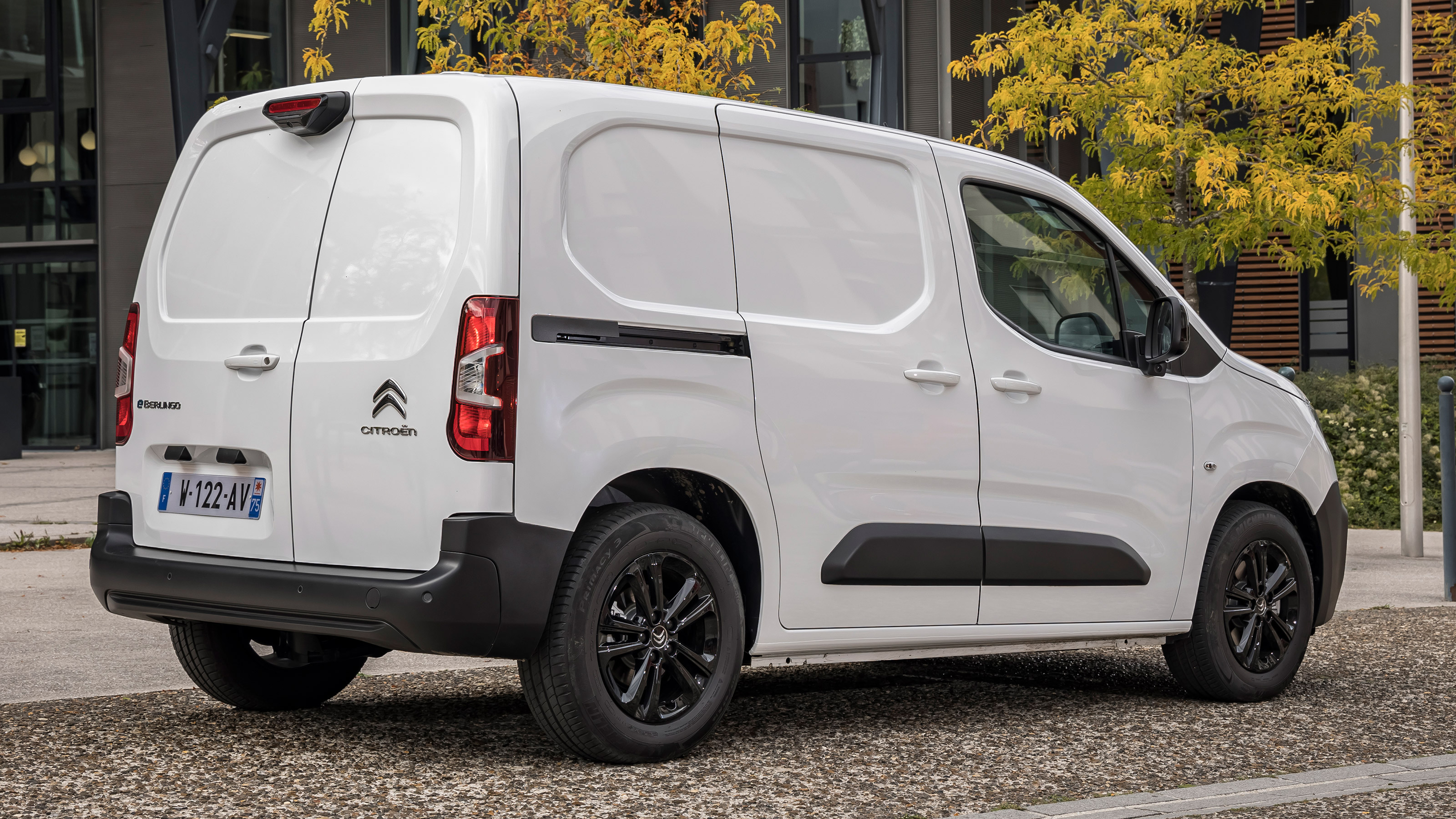 Citroen e-Berlingo - rear static