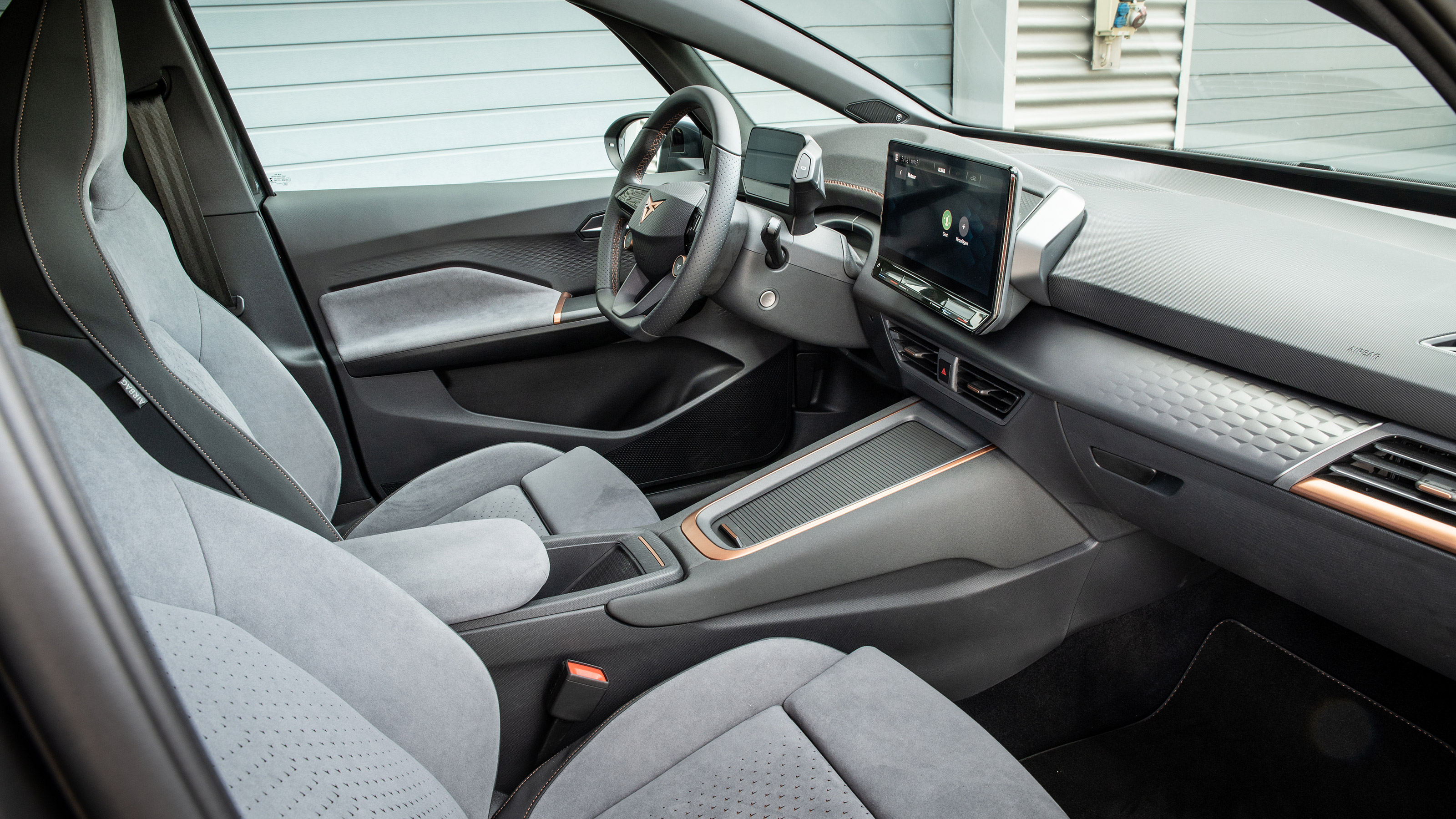 Cupra Born - front seats