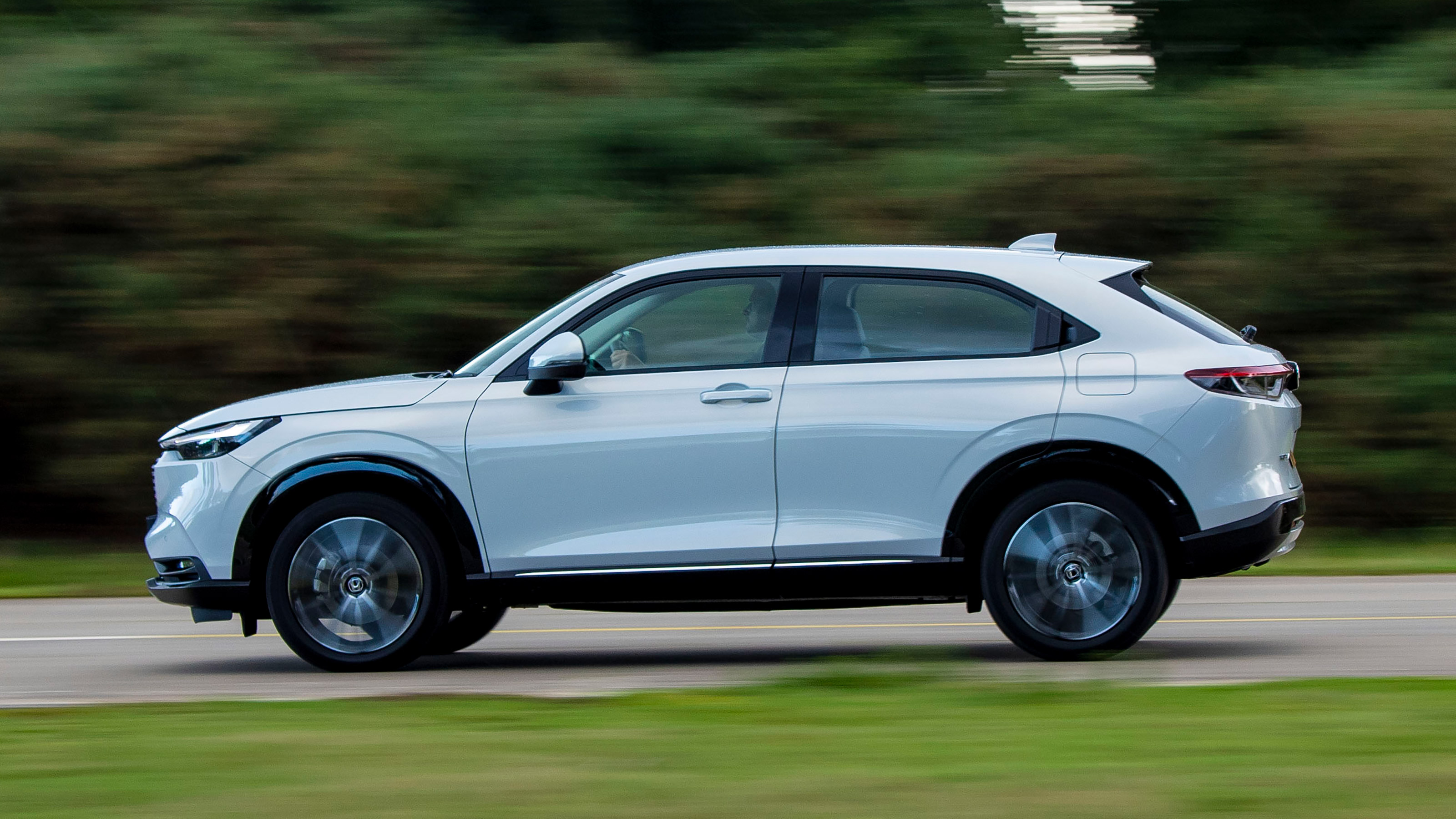 Honda HR-V - side tracking