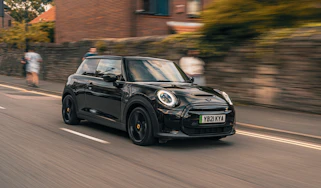 MINI hatch shadow edition - front