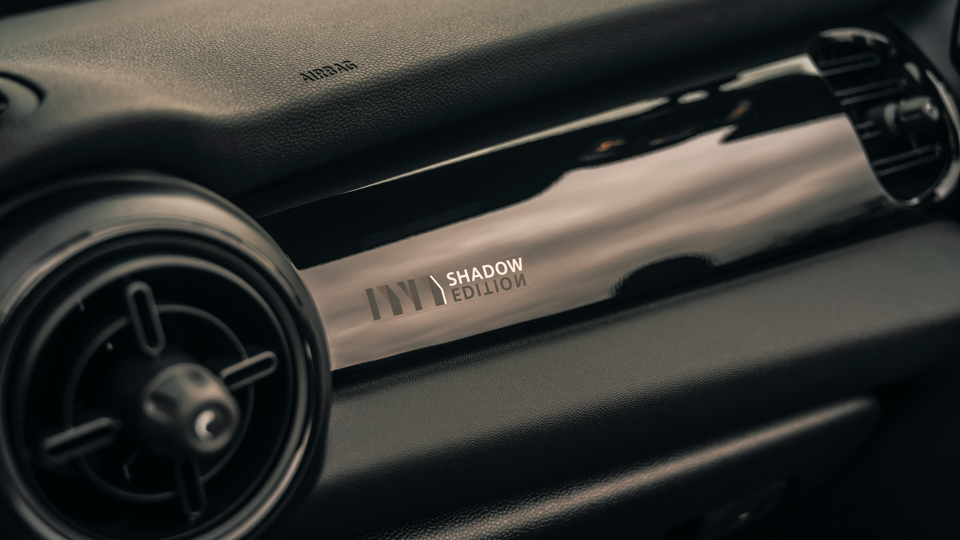 MINI hatch shadow edition - badge
