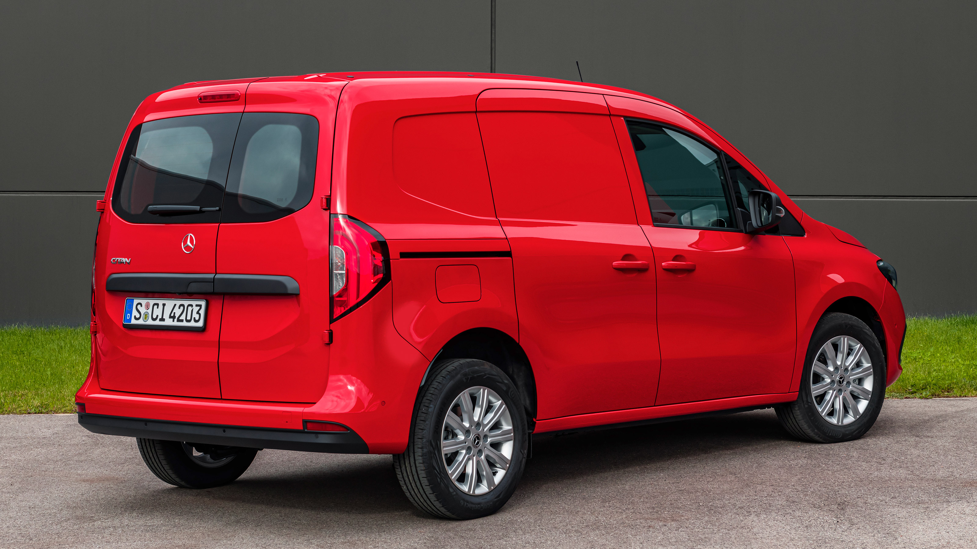 Mercedes Citan van - rear static