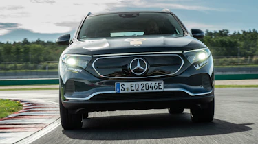 Mercedes EQA - full front