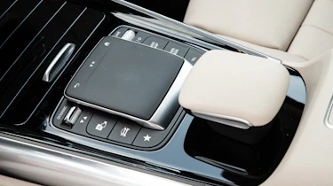 Mercedes EQA - transmission