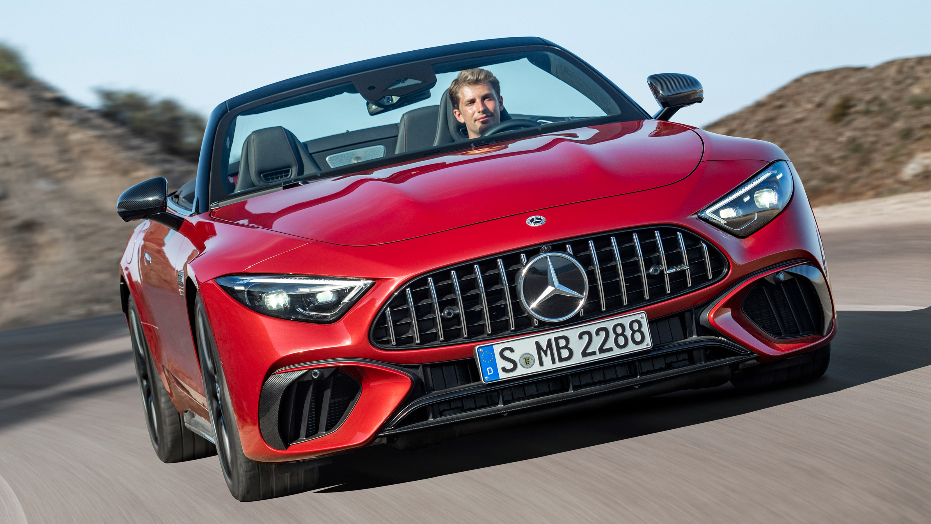 Mercedes SL - full front