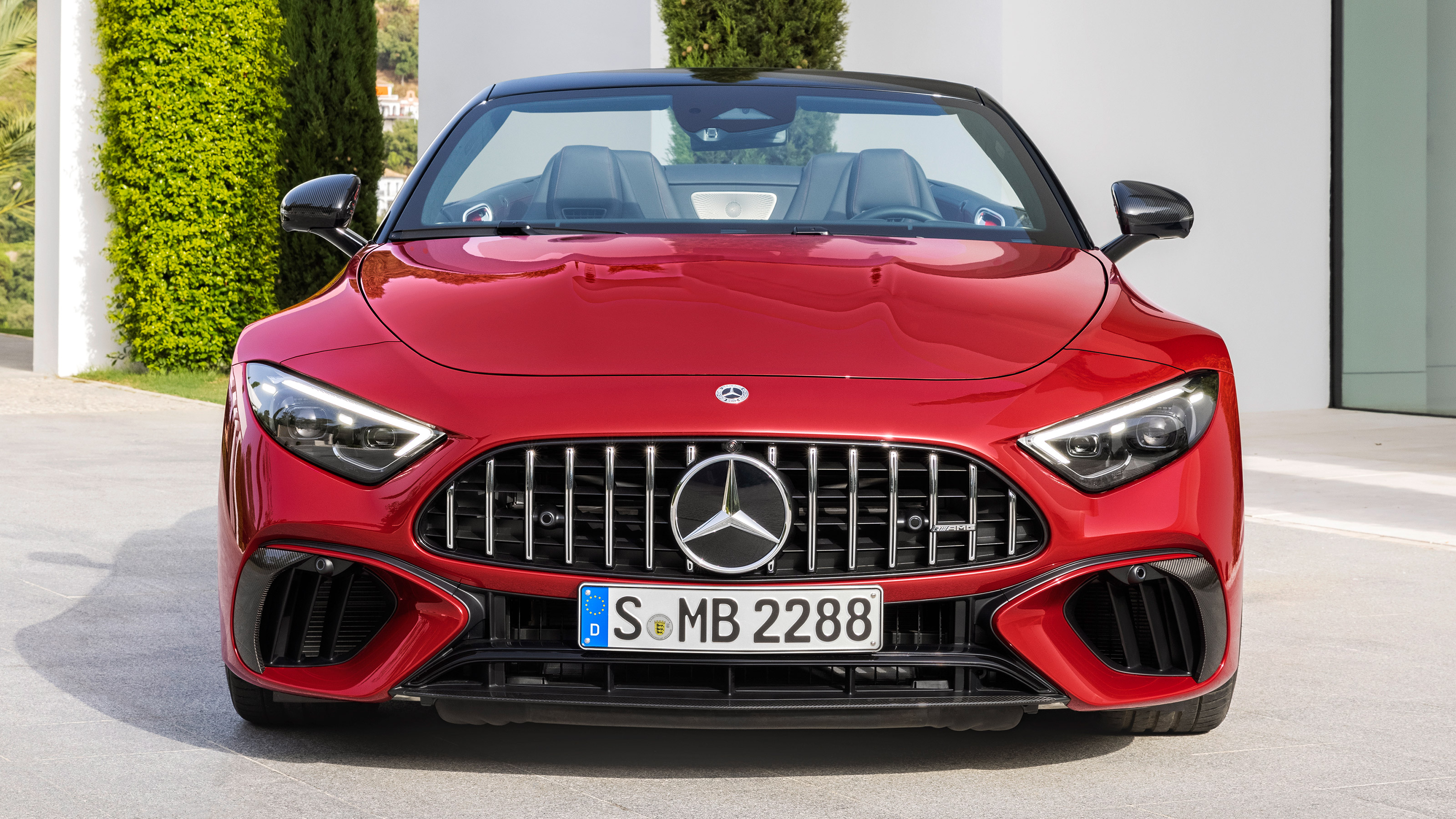 Mercedes SL - full front static