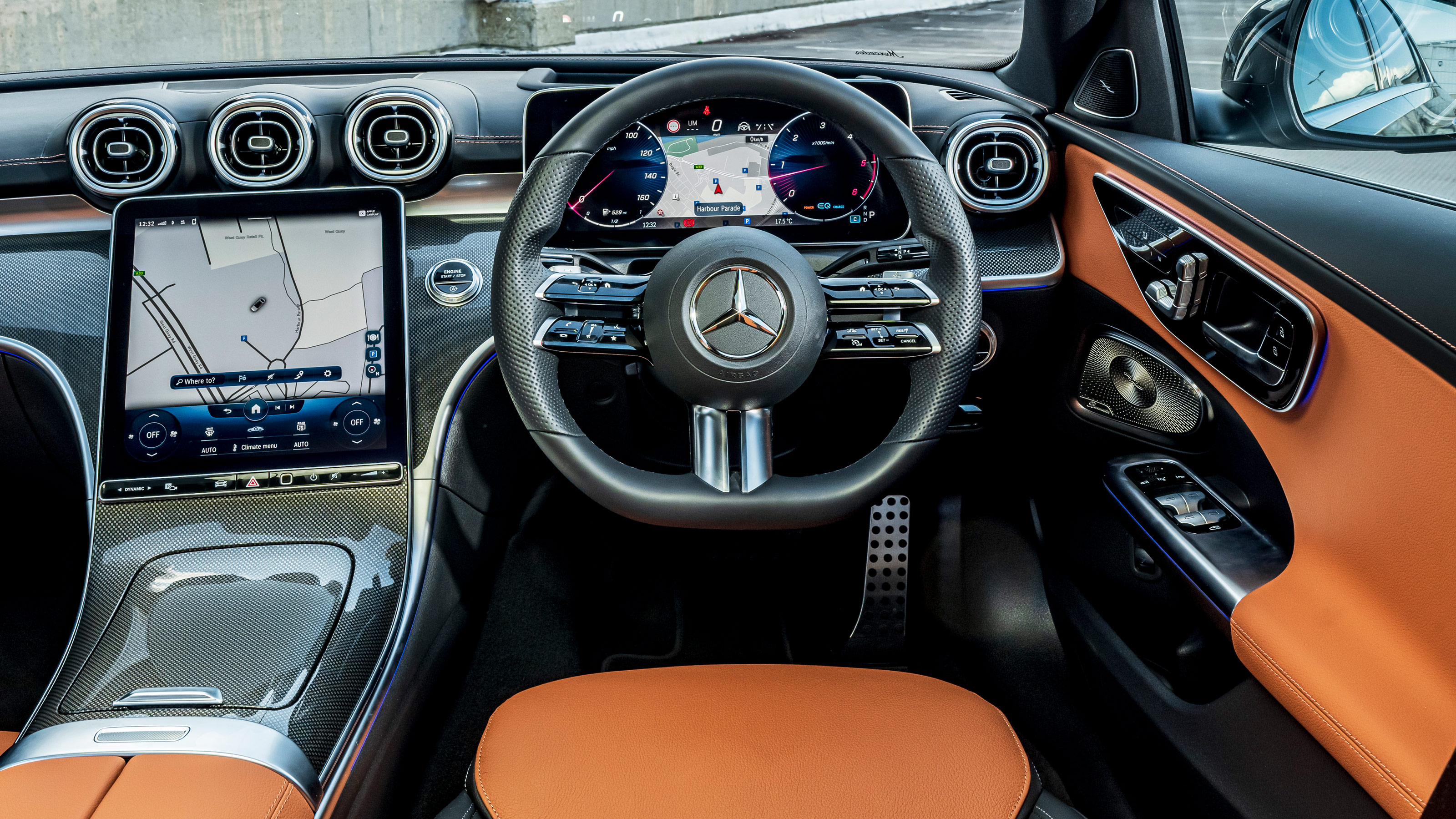 Mercedes C-Class - interior