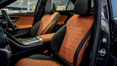 Mercedes C-Class - front seats
