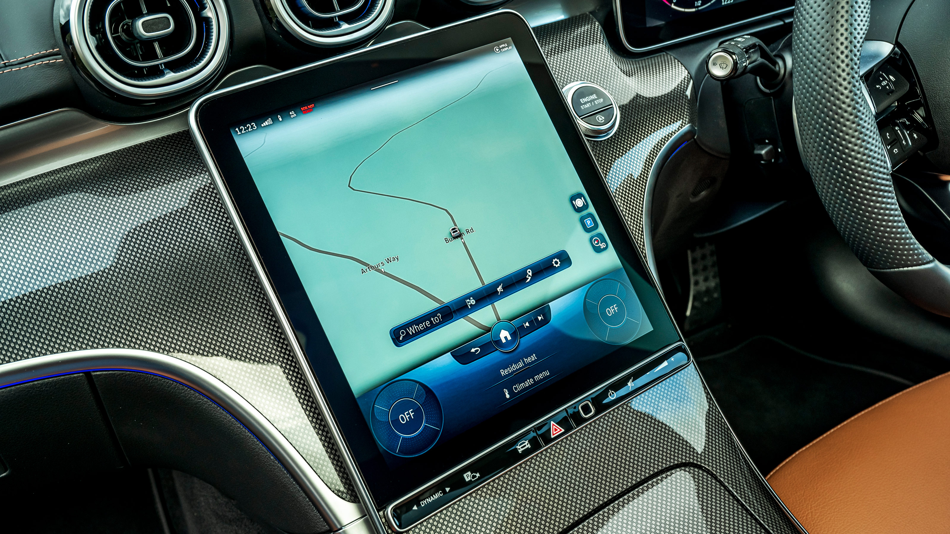 Mercedes C-Class - sat-nav