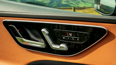 Mercedes C-Class - seat controls
