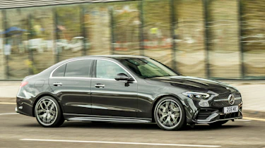 Mercedes C-Class - profile driving