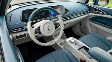 Ora Cat 01 - dash