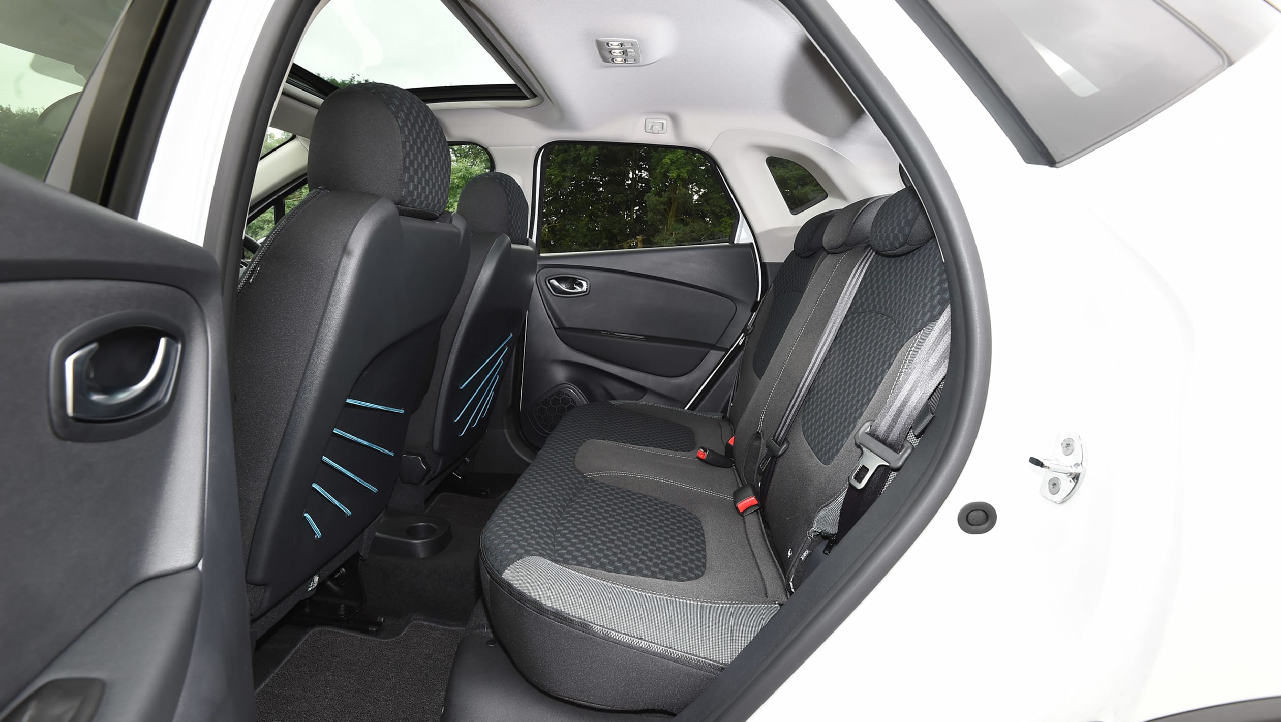 Renault Captur Mk1  - rear seats