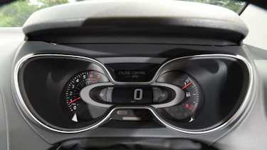Renault Captur Mk1 - dials