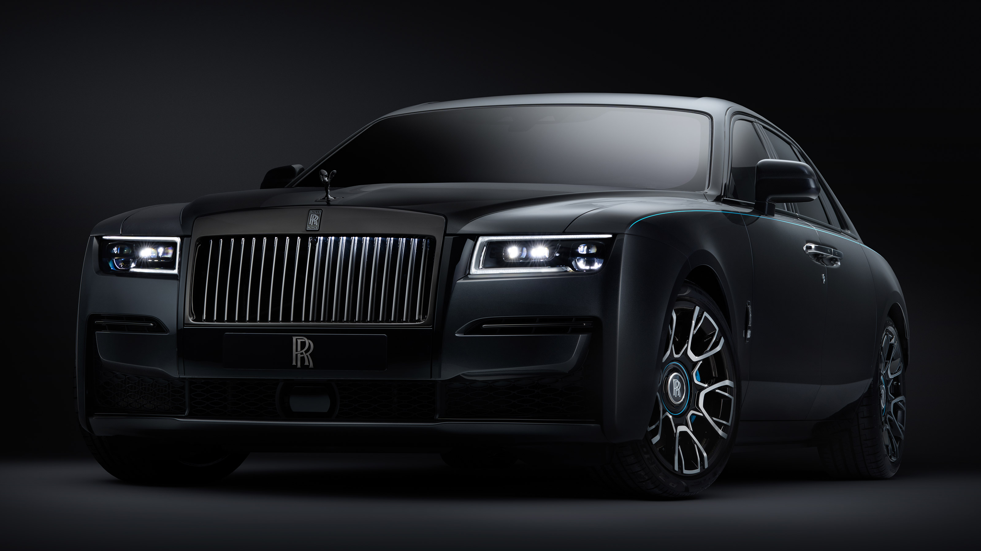 Rolls-Royce Black Badge Ghost - front