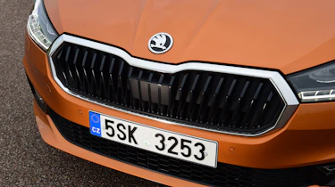 Skoda Fabia - grille