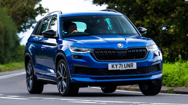 Skoda Kodiaq SportLine - front cornering