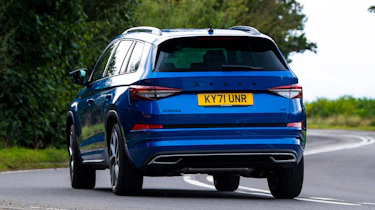 Skoda Kodiaq SportLine - rear cornering