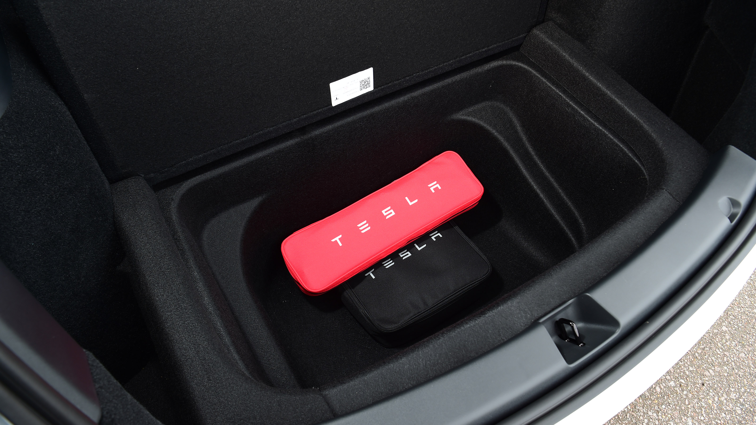 Tesla Model Y - storage
