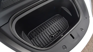 Tesla Model Y - front boot