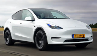 Tesla Model Y - front