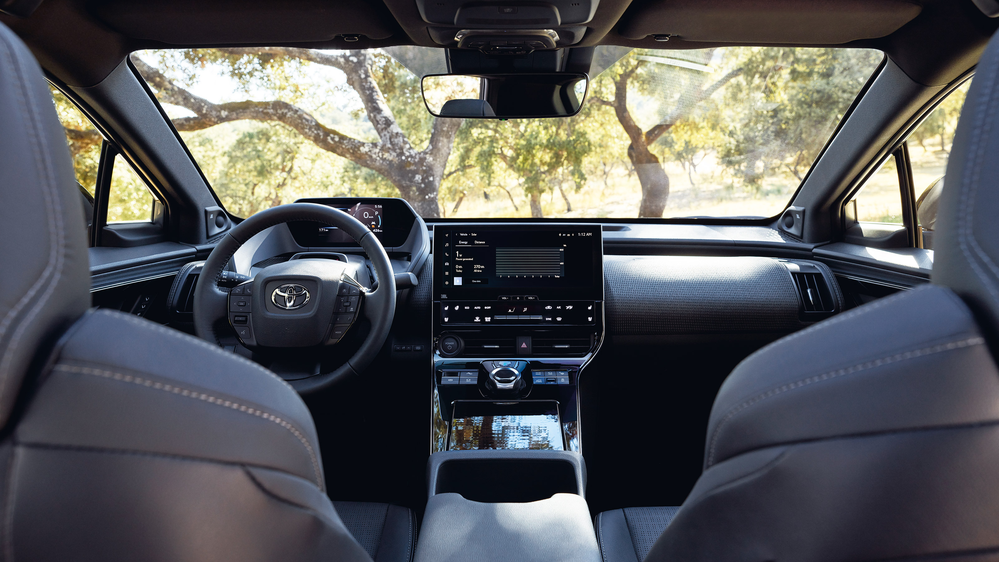Toyota bZ4x - cabin