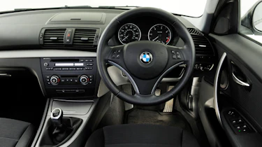 Used BMW 1 Series Mk1 - dash