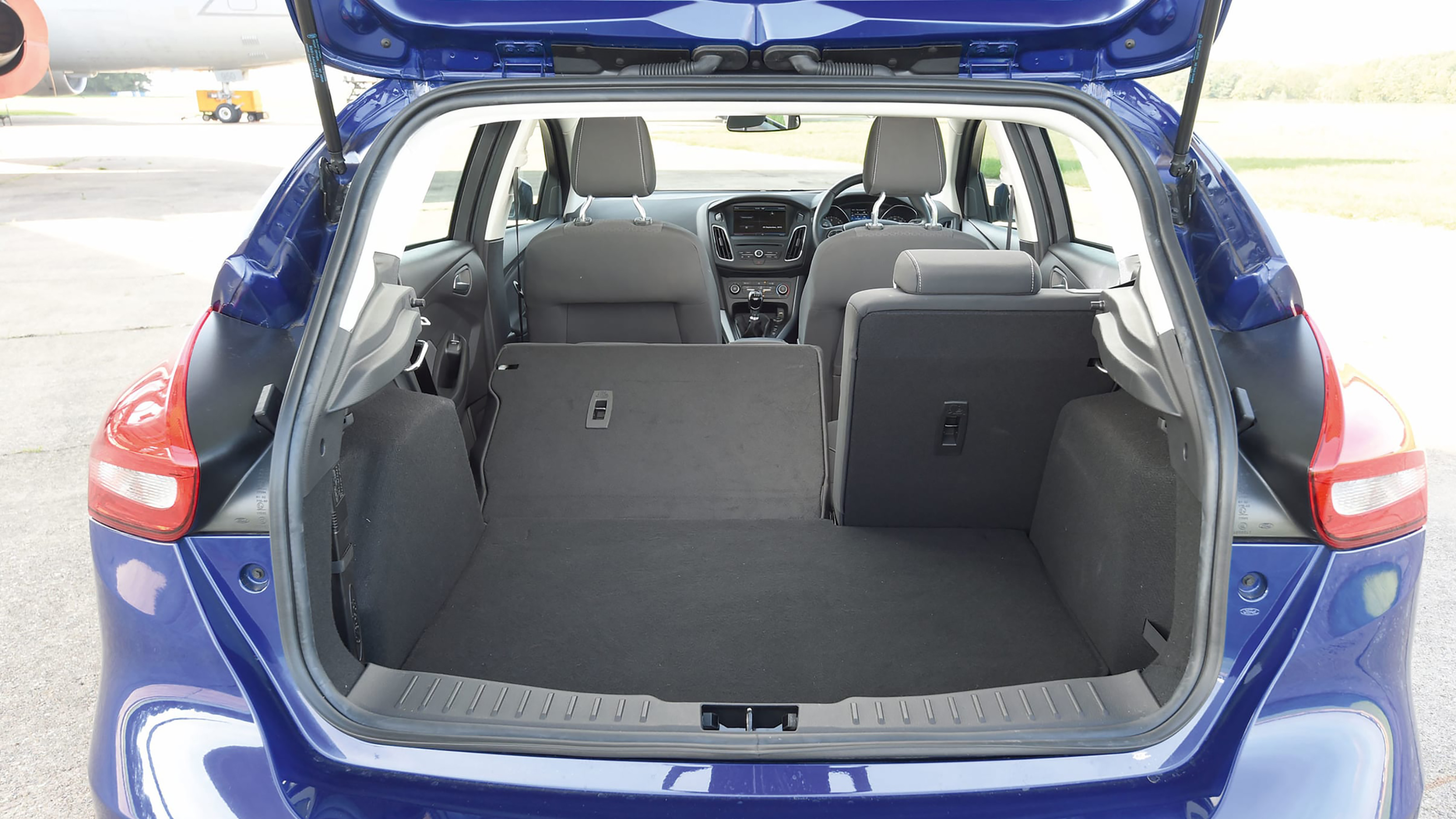 Mk3 Ford Focus - boot