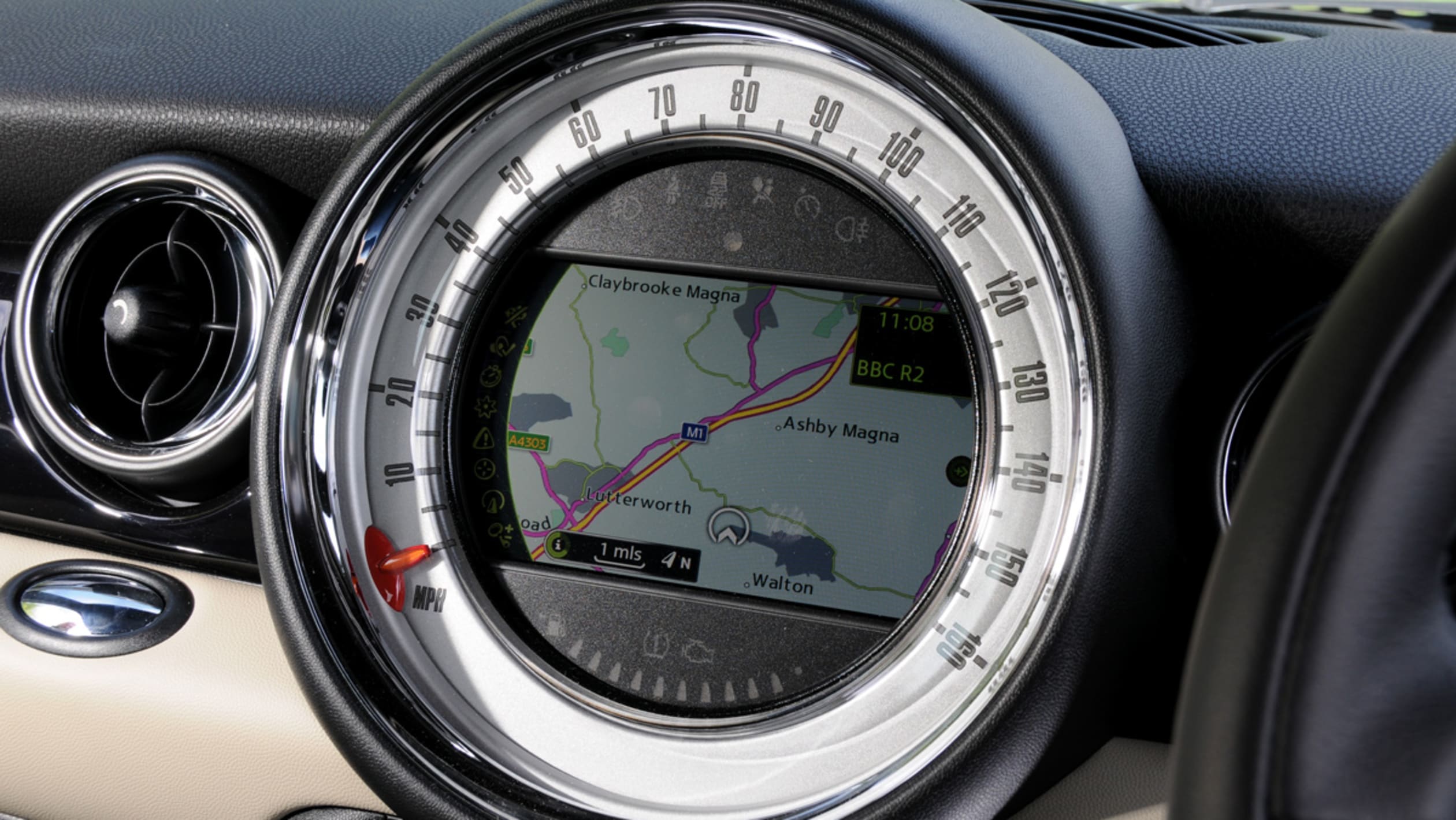 Used MINI Mk2 - sat-nav