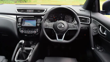 Used Nissan Qashqai Mk2 - cabin