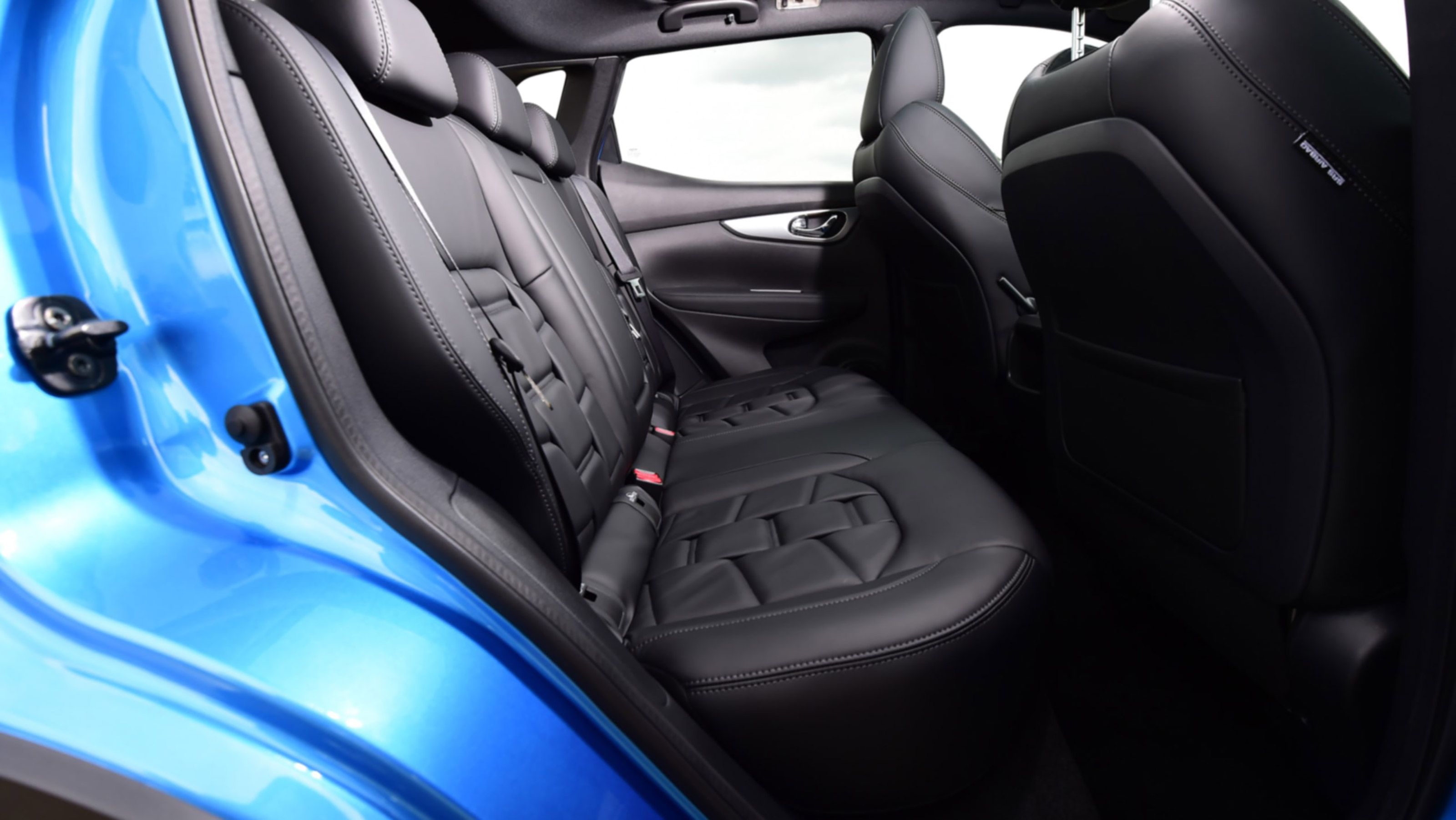 Used Nissan Qashqai Mk2 - rear seats