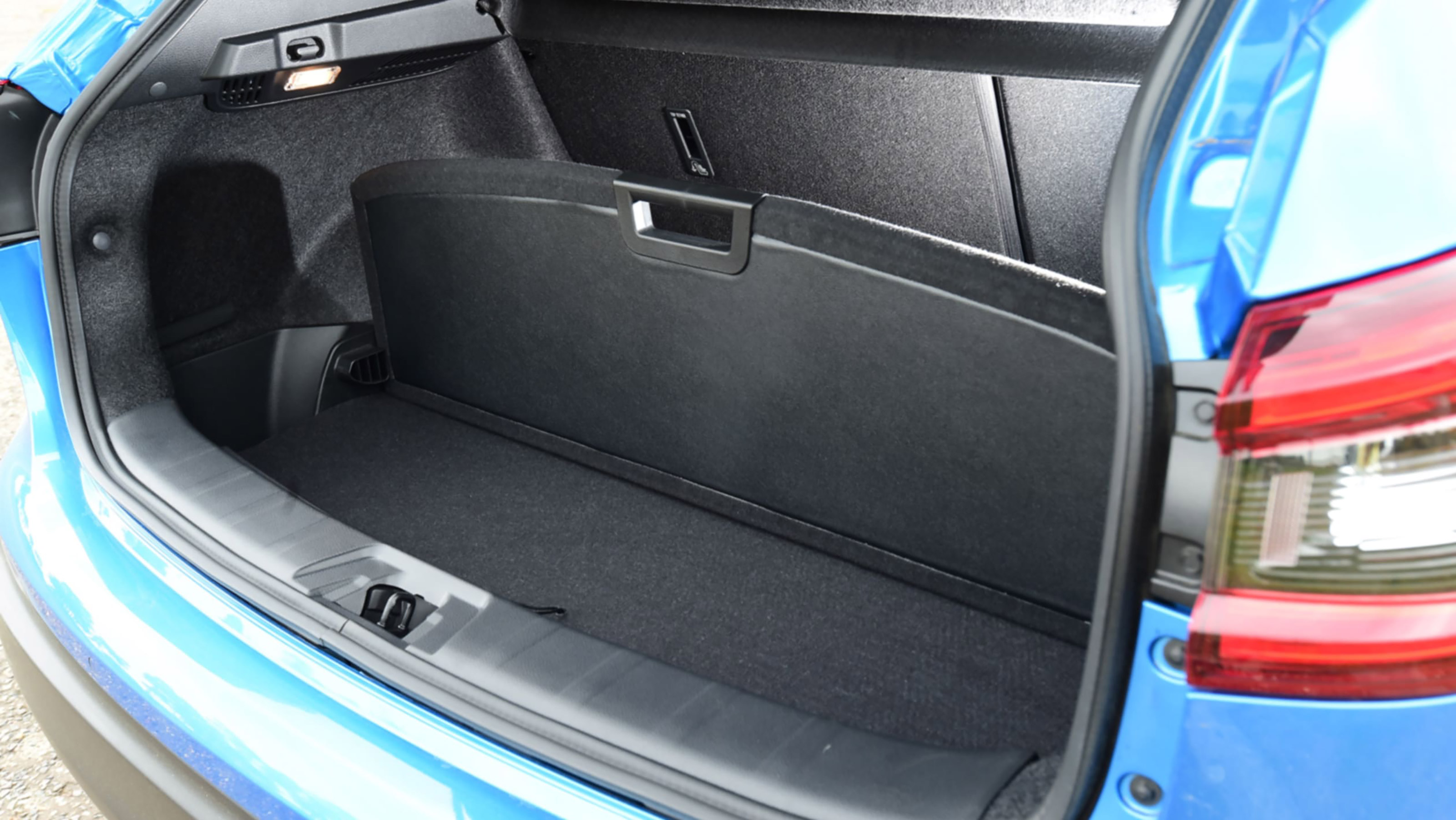 Used Nissan Qashqai Mk2 - boot