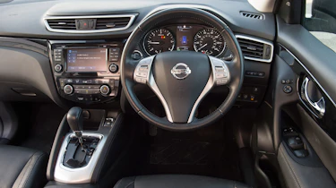 Used Nissan Qashqai Mk2 - dash