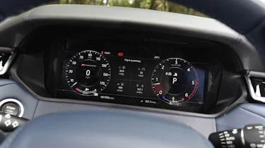 Used Range Rover Velar - dials