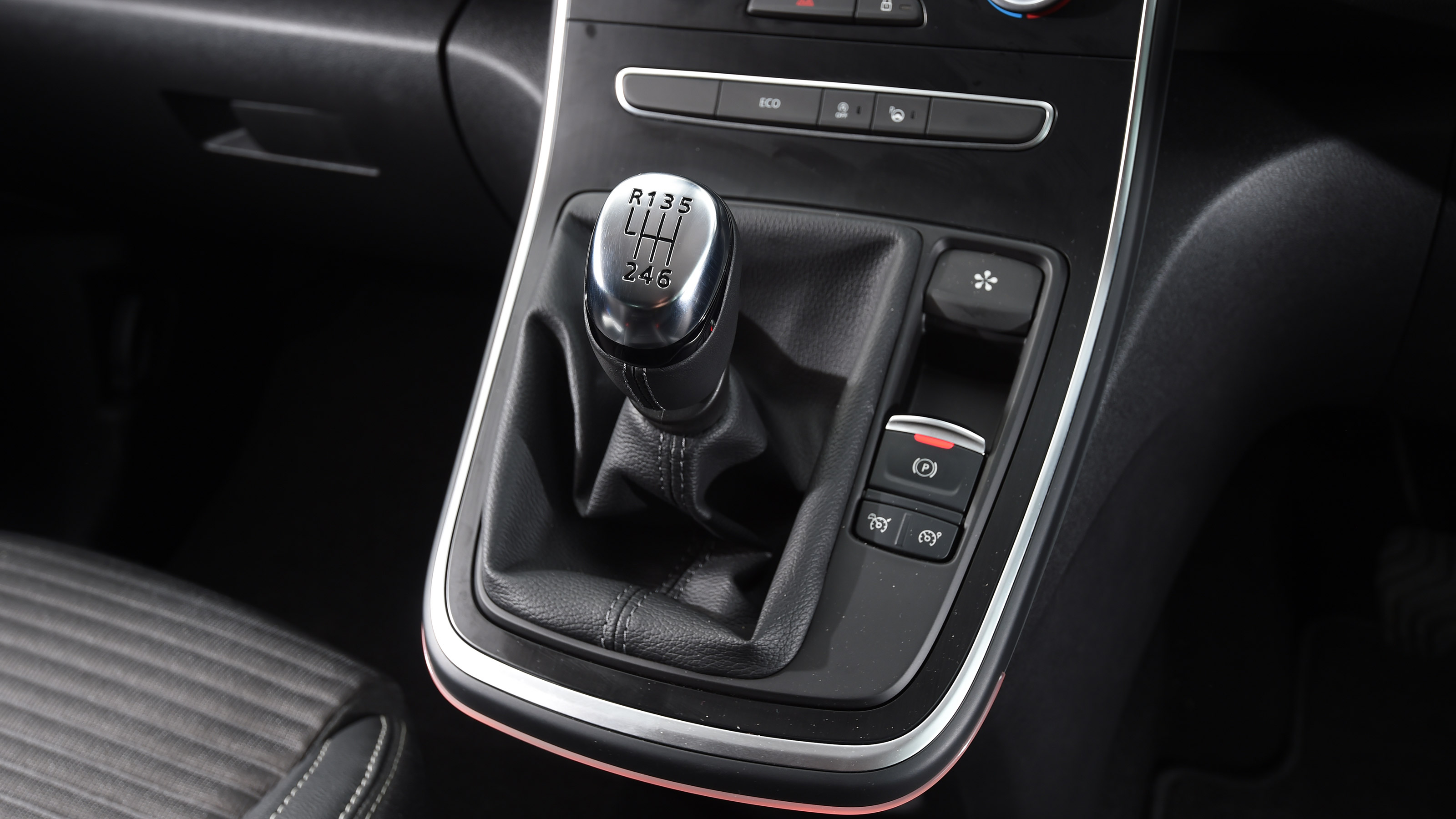 Used Renault Scenic Mk4 - transmission
