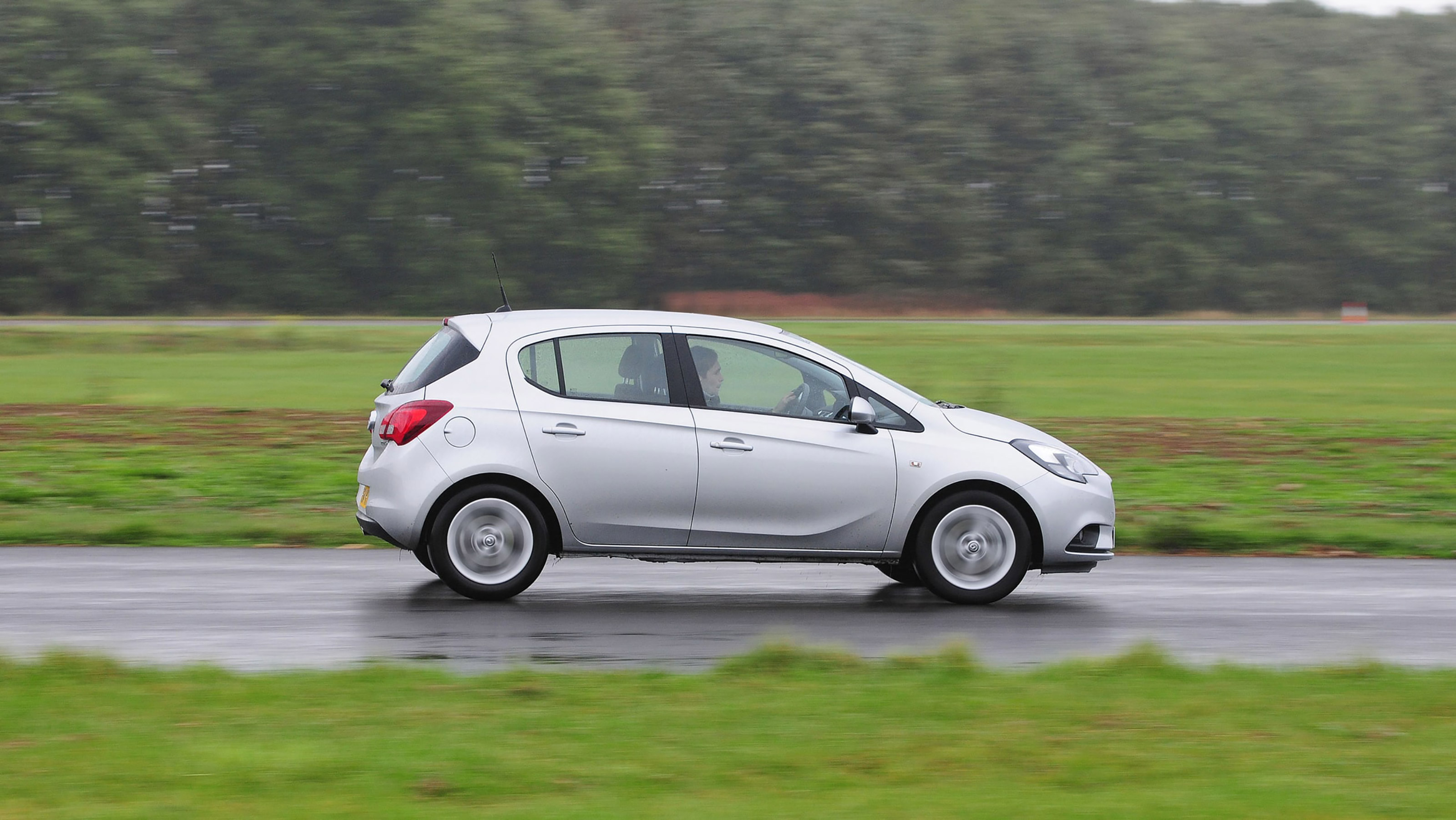 Used Vauxhall Corsa Mk4 -side
