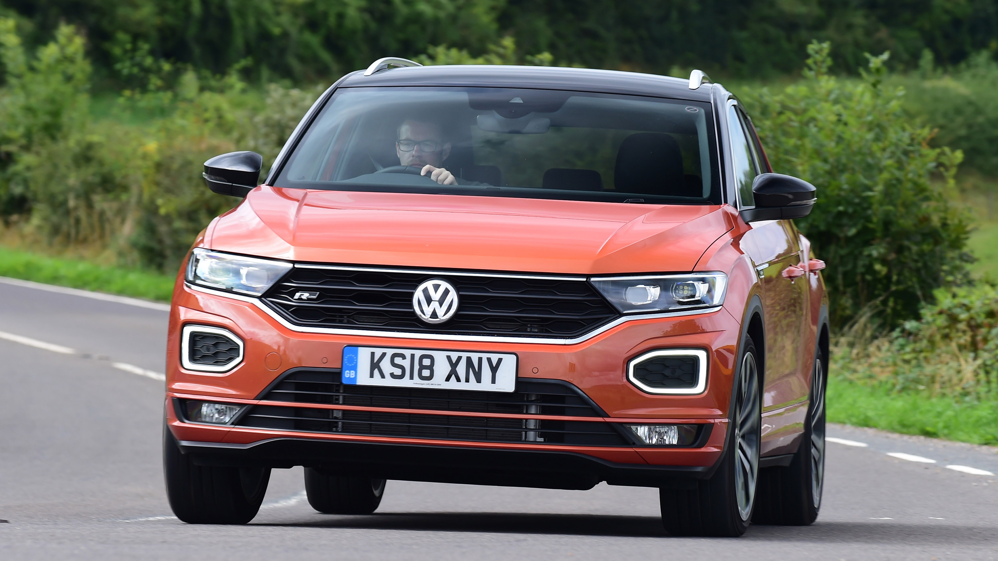 Used Volkswagen T-Roc - front cornering