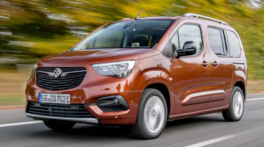 Vauxhall Combo-e Life - front action
